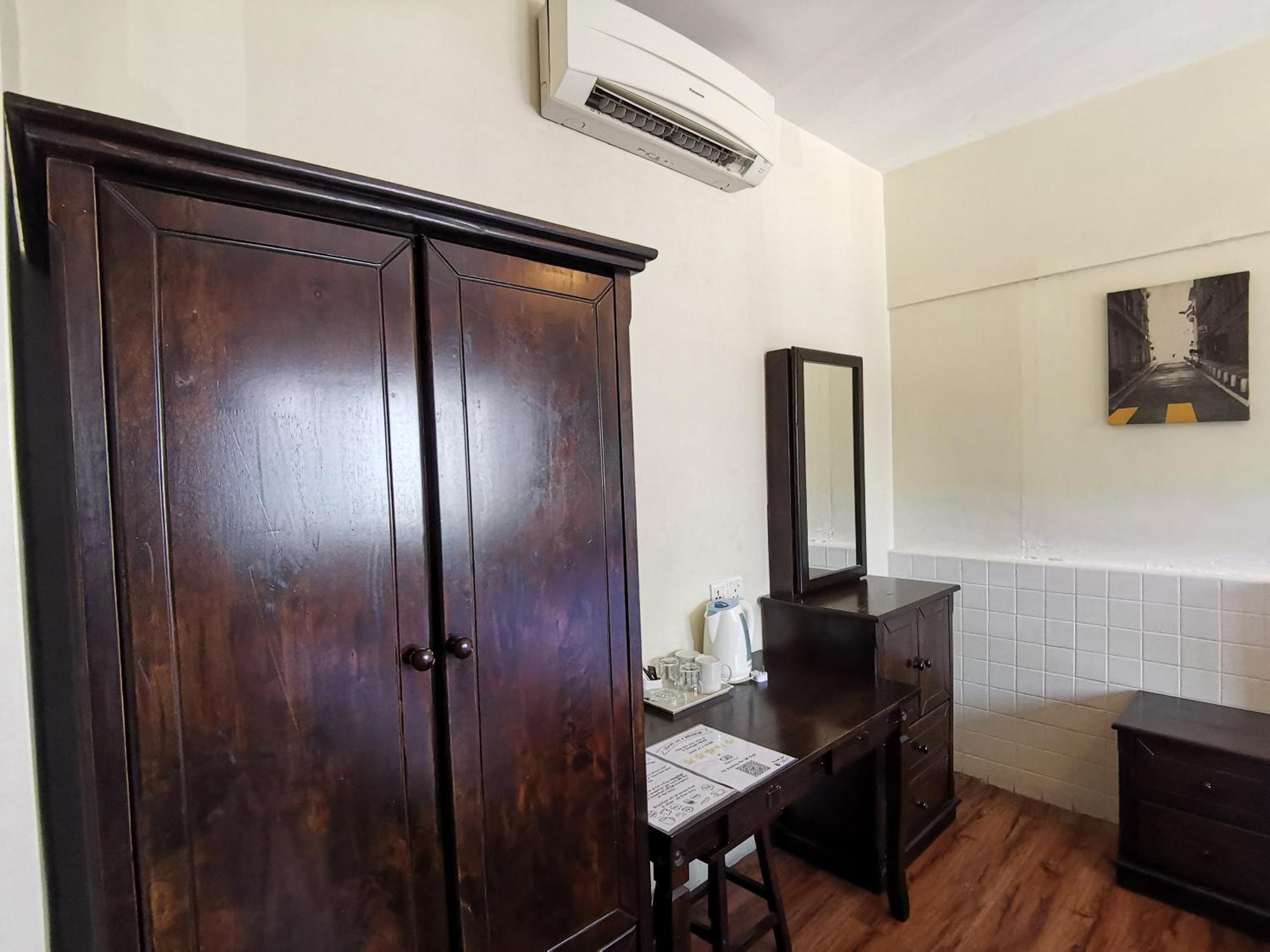 8 Boutique By The Sea Hotel Tanjung Tokong Exterior foto