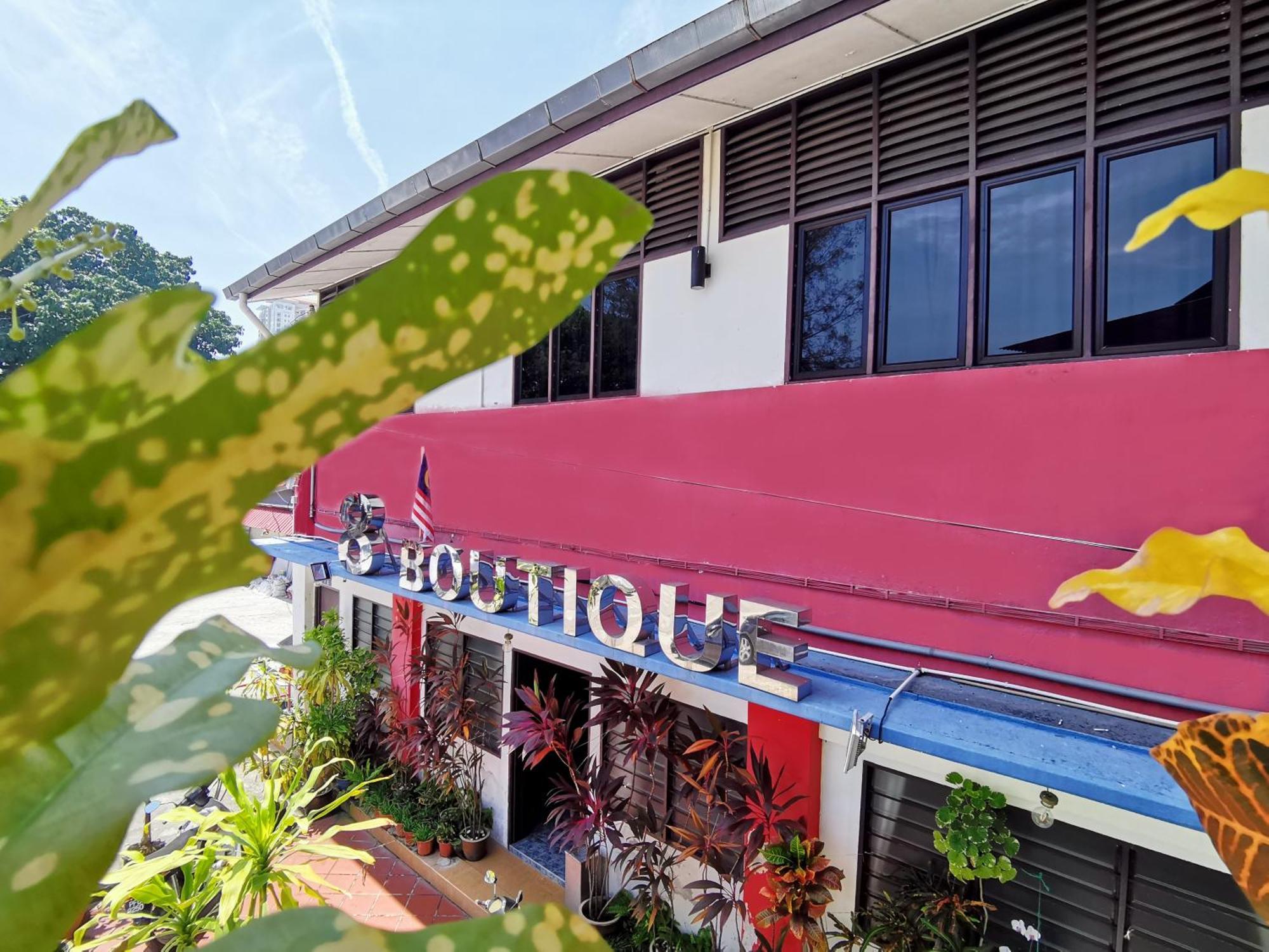8 Boutique By The Sea Hotel Tanjung Tokong Exterior foto